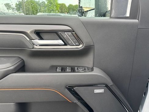 New 2026 GMC Sierra 2500 AT4 w/ AT4 Premium Plus Package AWD/4WD image 13