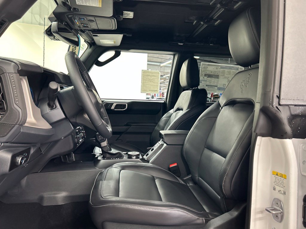 New 2026 Ford Bronco Outer Banks w/ Sasquatch Package AWD/4WD image 10