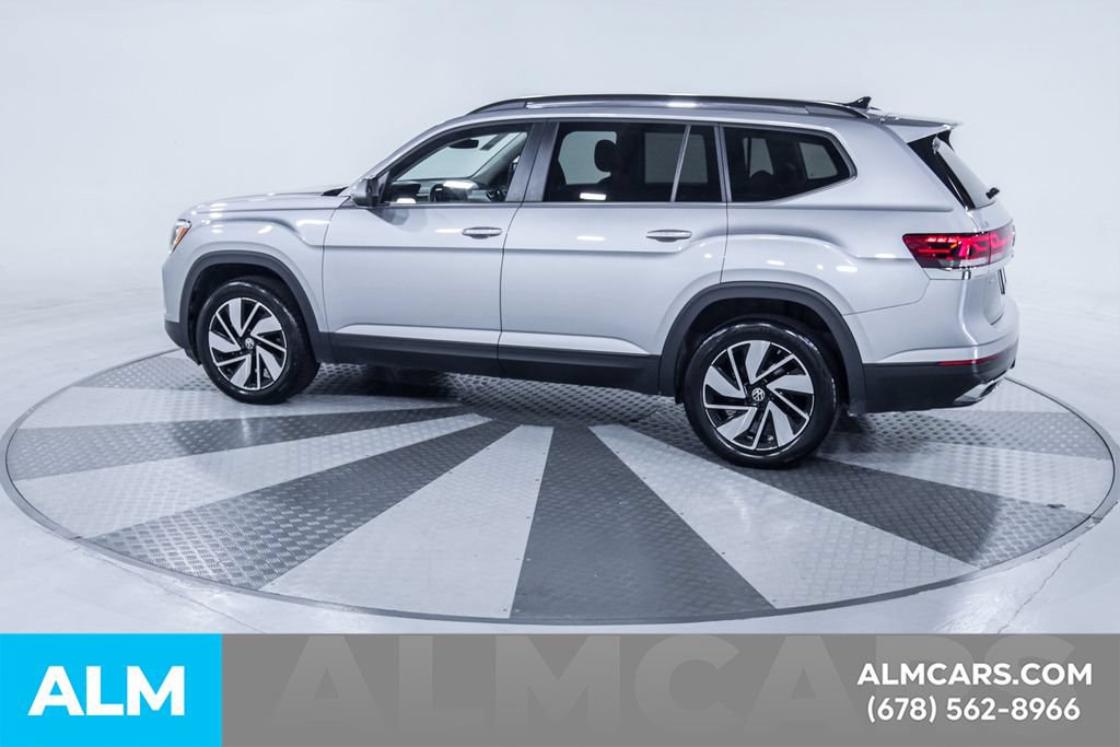Used 2025 Volkswagen Atlas SE FWD image 5