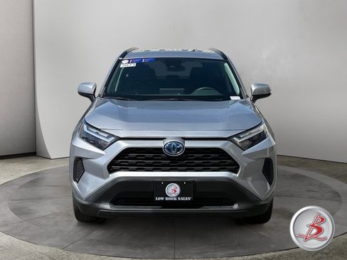 Used 2023 Toyota RAV4 LE AWD/4WD image 2