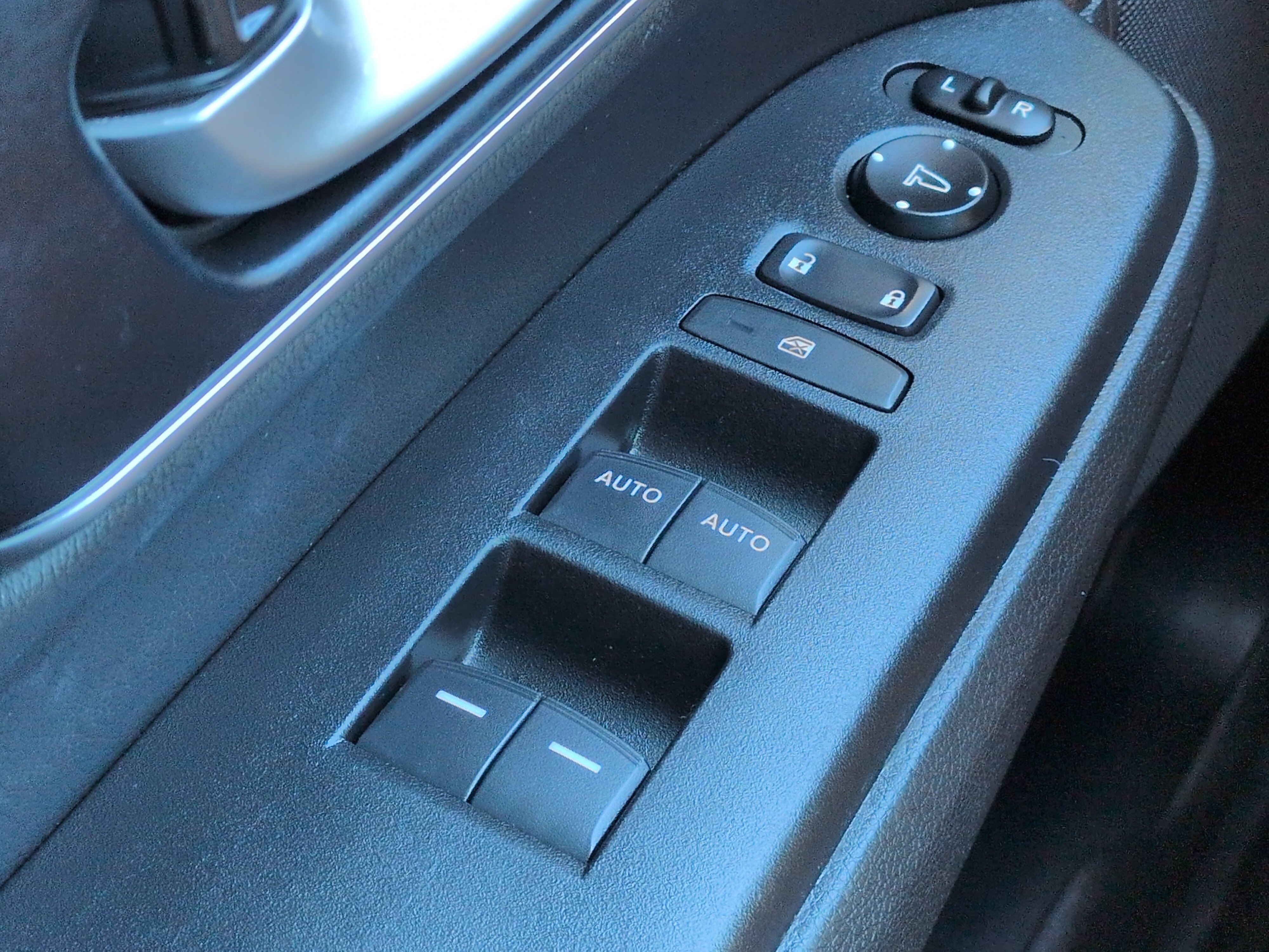 Used 2021 Honda CR-V EX-L image 22