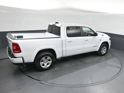 New 2026 RAM 1500 4x4 Crew Cab image 29
