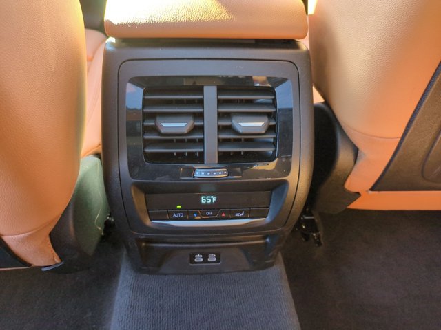 Used 2024 BMW X3 sDrive30i w/ Premium Package w/ZPA RWD image 18