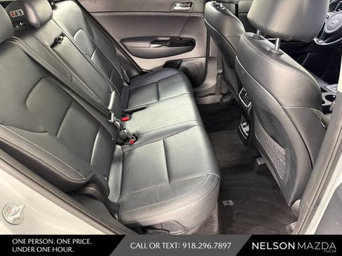Used 2018 Kia Sportage EX w/ EX Premium Package AWD/4WD image 45
