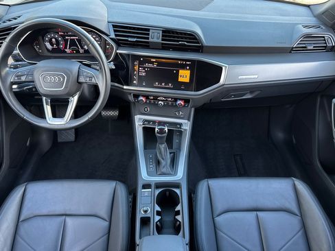 Used 2023 Audi Q3 2.0T Premium w/ Convenience Package AWD/4WD image 16