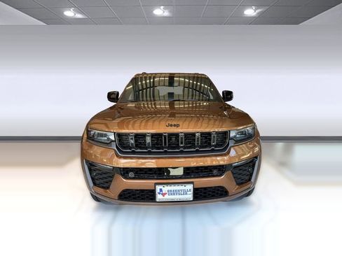 New 2026 Jeep Grand Cherokee L Limited AWD/4WD image 6