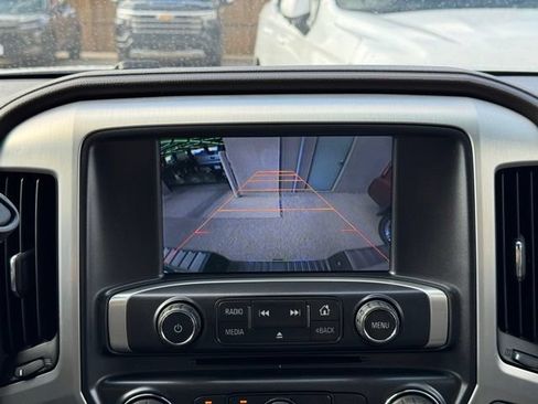 Used 2015 GMC Sierra 1500 SLT w/ SLT Crew Cab Value Package AWD/4WD image 4