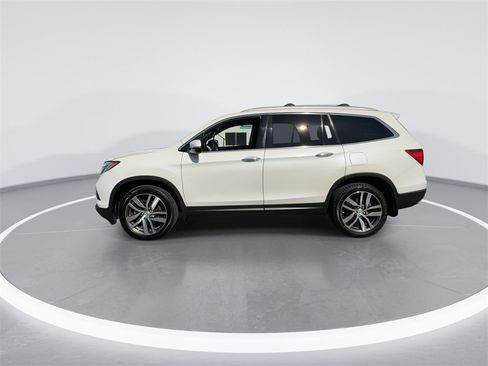 Used 2018 Honda Pilot Elite image 8