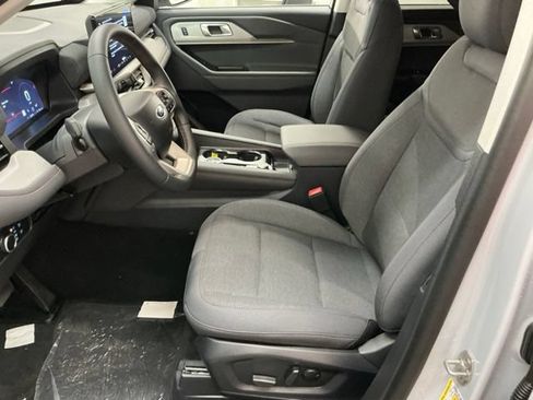 New 2026 Ford Explorer Active AWD/4WD image 14