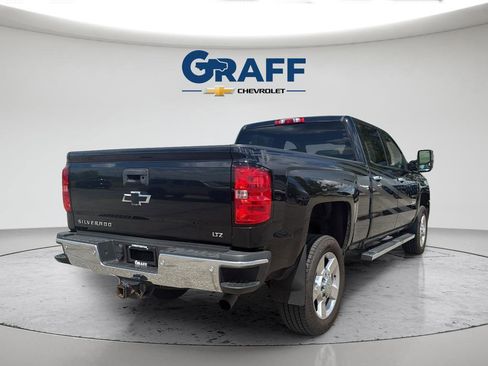 Used 2019 Chevrolet Silverado 2500 LTZ w/ Vortec Plus Package AWD/4WD image 7