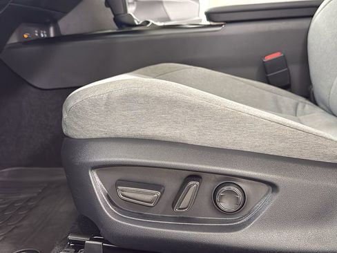 Used 2026 Toyota Camry LE w/ Convenience Package image 14