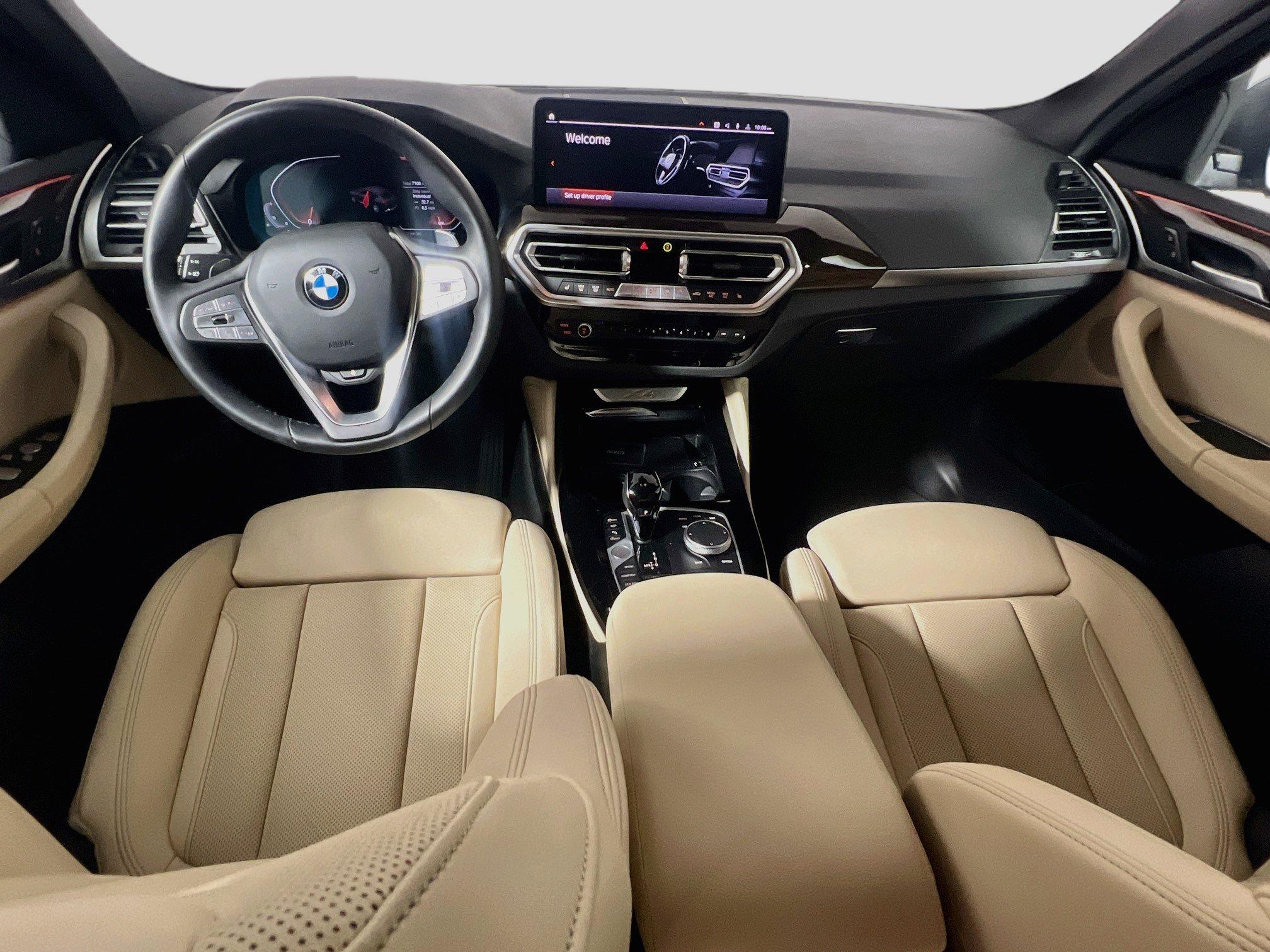 Used 2025 BMW X4 xDrive30i AWD/4WD image 19