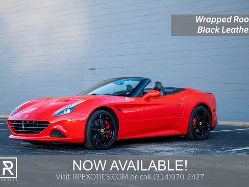 Used 2015 Ferrari California T image 1