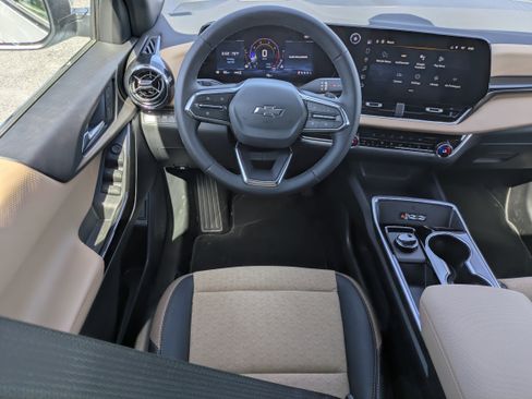 New 2026 Chevrolet Equinox ACTIV AWD/4WD image 4