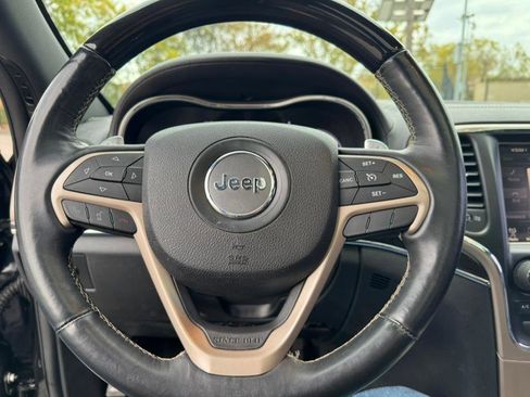 Used 2015 Jeep Grand Cherokee Overland image 12