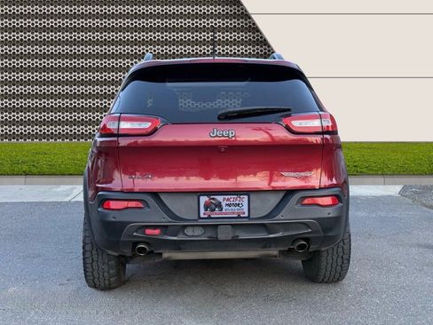 Used 2014 Jeep Cherokee Trailhawk w/ Technology Group image 7