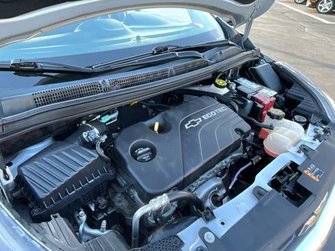 Used 2021 Chevrolet Spark LT image 11