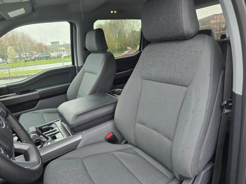 Used 2025 Ford F150 Lightning XLT image 22