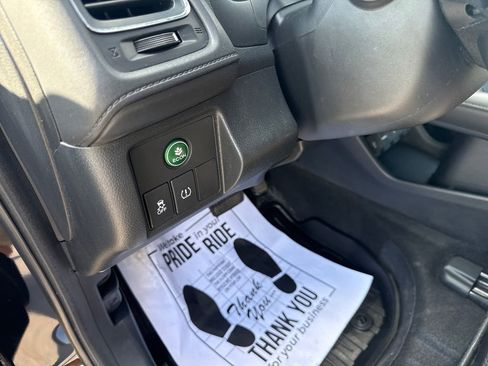 Used 2018 Honda HR-V EX image 15