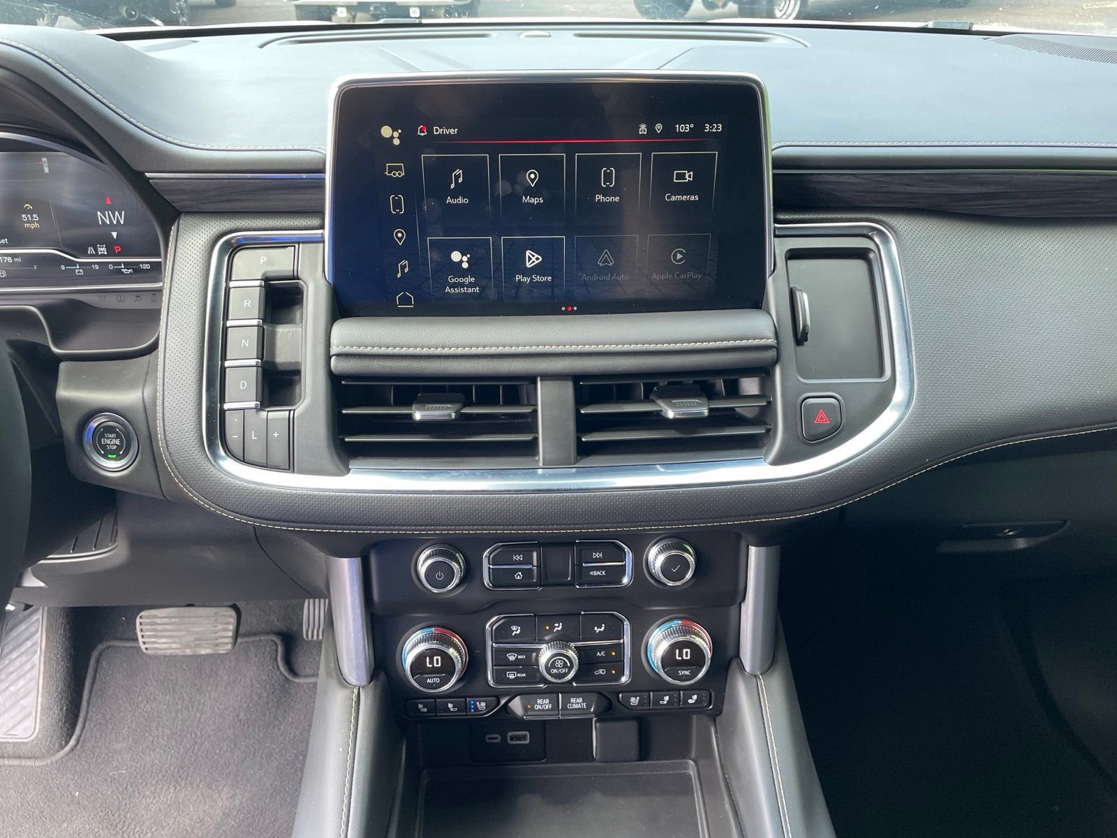 Used 2024 GMC Yukon SLT AWD/4WD image 18