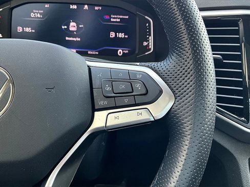 Used 2023 Volkswagen Atlas SEL R-Line image 21