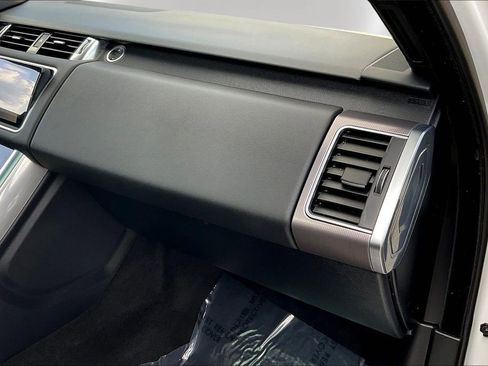 Used 2020 Land Rover Range Rover Sport HSE image 26