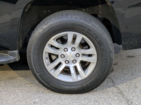 Used 2019 Chevrolet Tahoe LS w/ Enhanced Driver Alert Package image 4