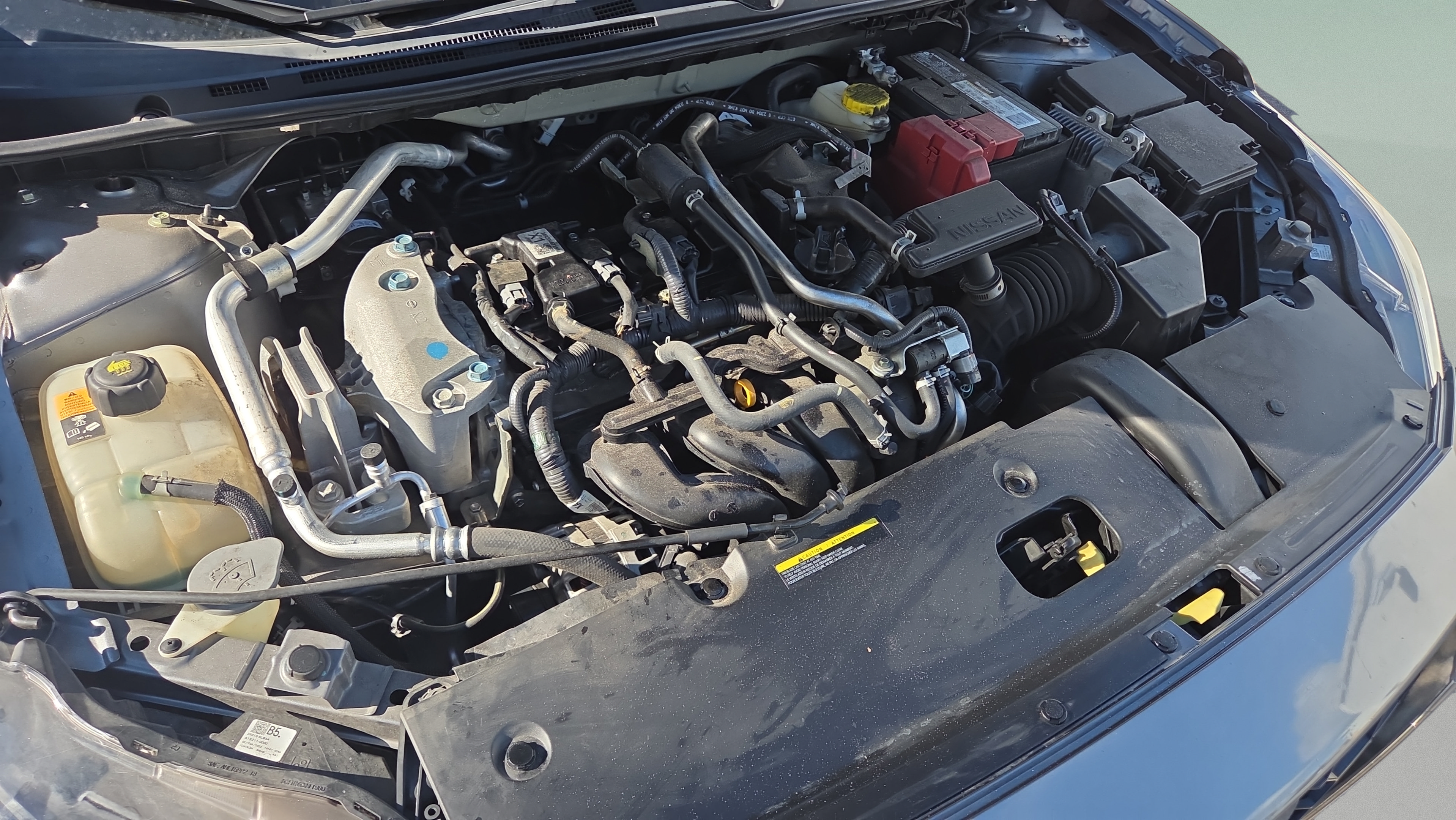 Used 2022 Nissan Sentra SR w/ Electronics Package FWD image 15