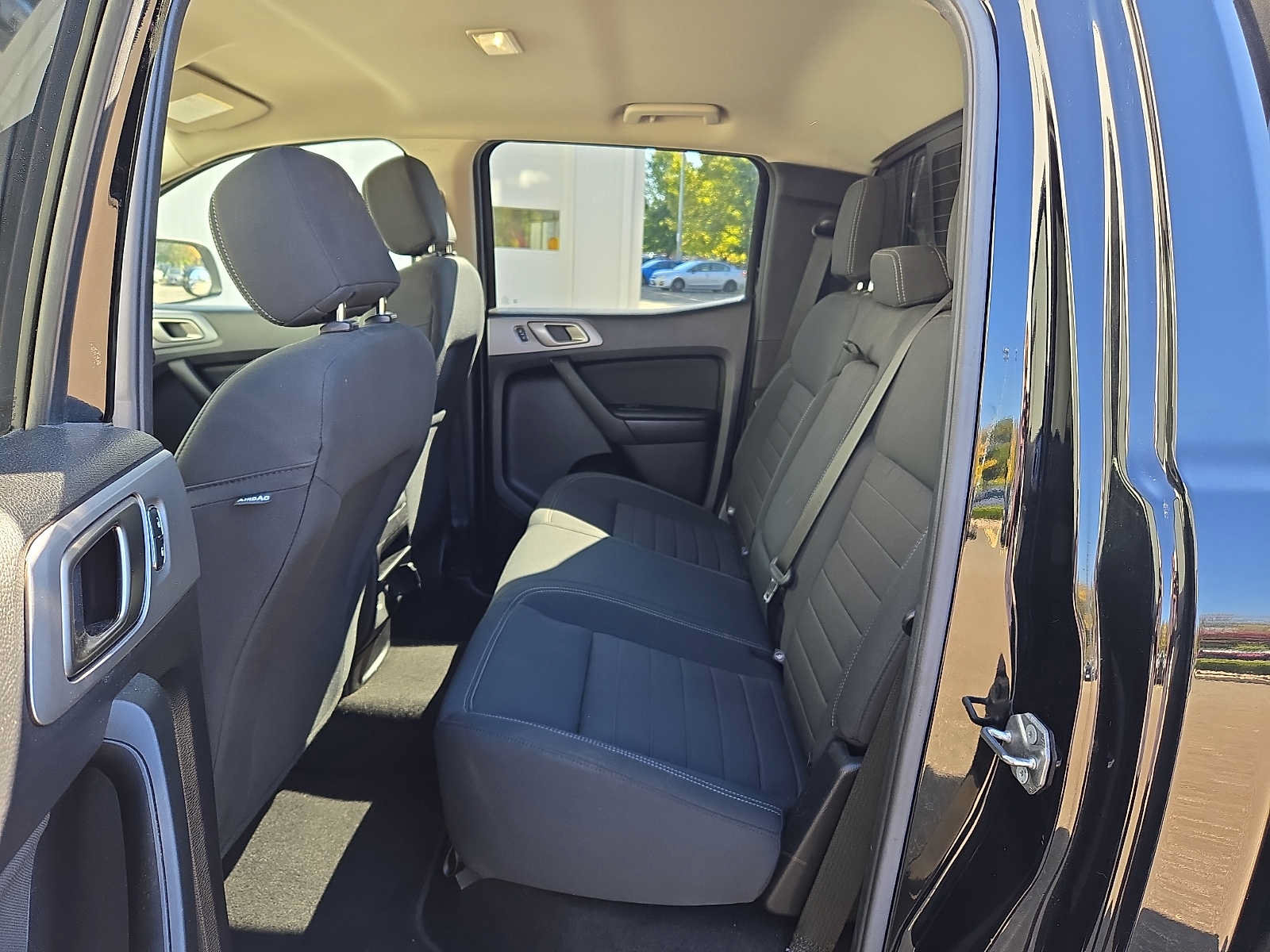 Used 2019 Ford Ranger XLT w/ Equipment Group 302A Luxury AWD/4WD image 8