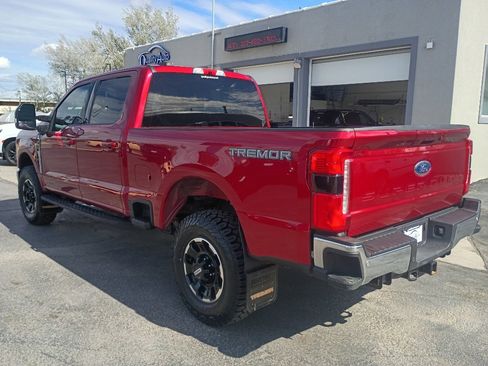 Used 2025 Ford F350 Lariat w/ Tremor Off-Road Package AWD/4WD image 8