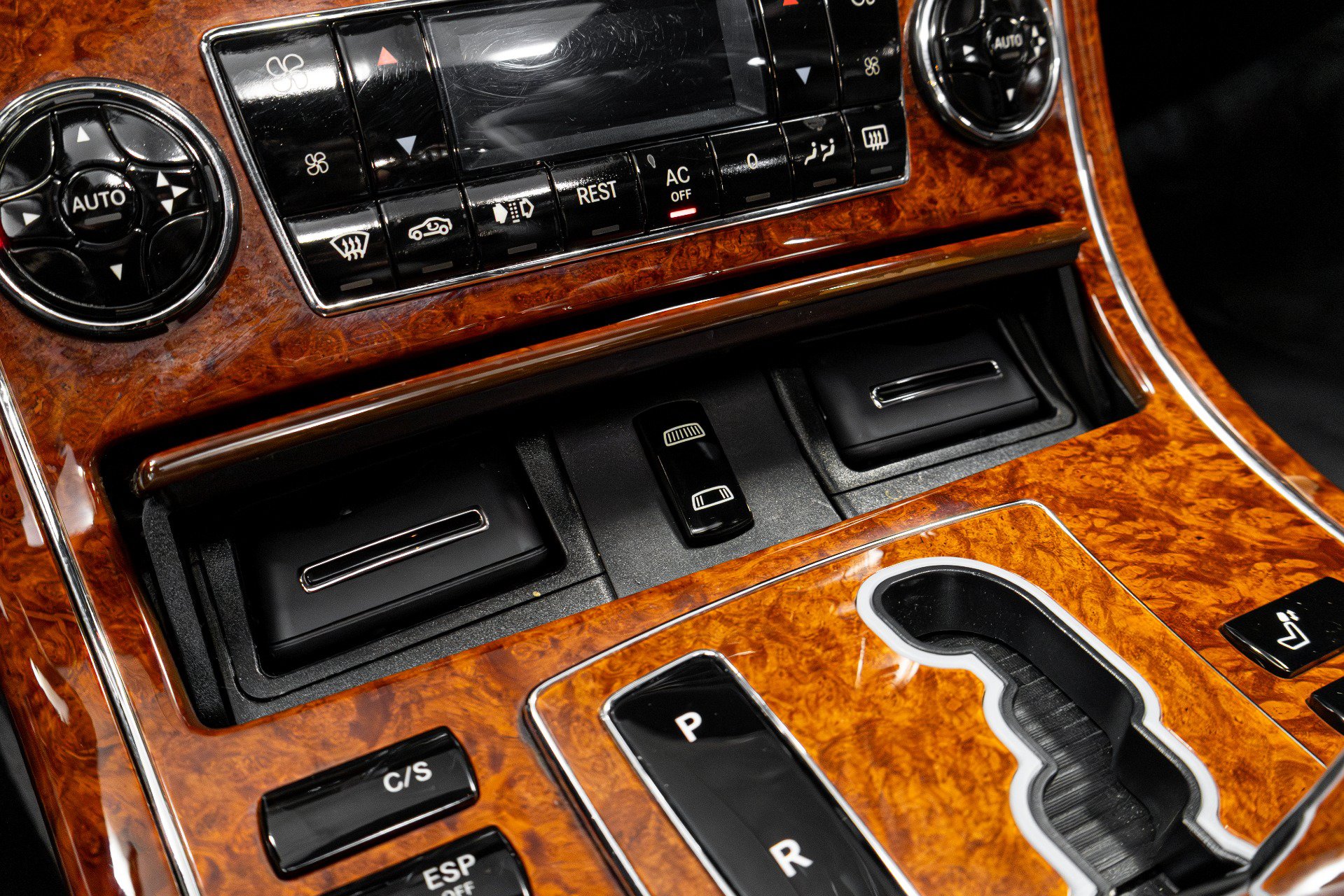 Used 2004 Maybach 57 RWD image 87
