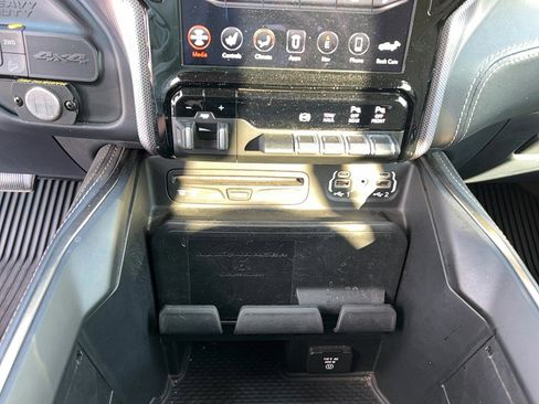 Used 2019 RAM 2500 Limited image 24