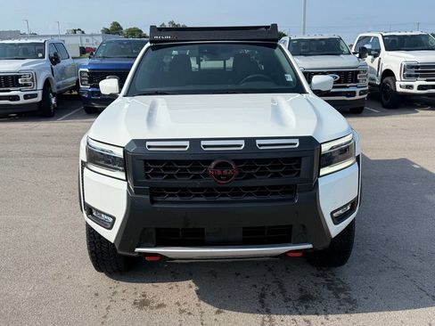 Used 2025 Nissan Frontier PRO-4X w/ Pro Premium Package AWD/4WD image 24