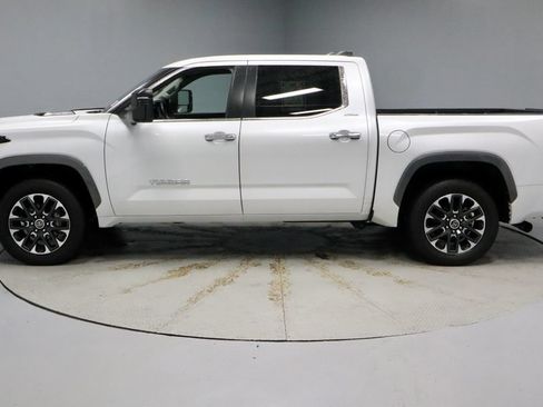 Used 2024 Toyota Tundra Limited AWD/4WD image 8