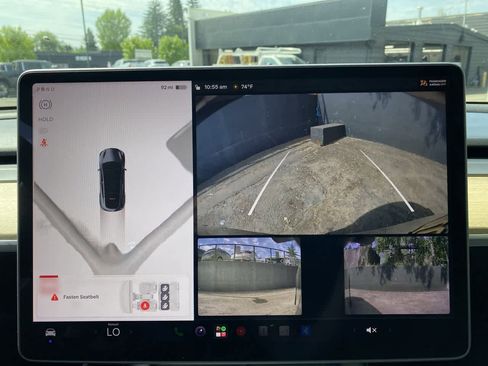 Used 2023 Tesla Model Y Long Range AWD/4WD image 23