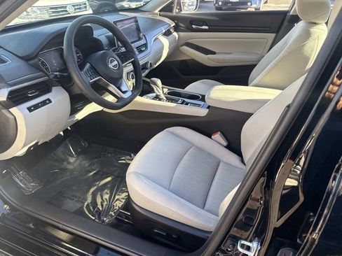 Used 2024 Nissan Altima 2.5 SV image 20