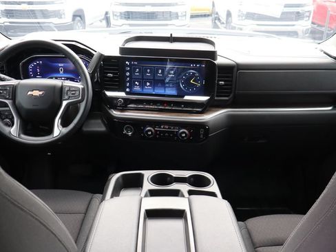Used 2024 Chevrolet Silverado 1500 LT AWD/4WD image 14