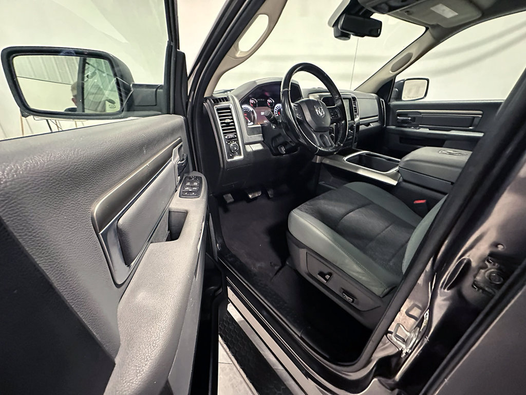 Used 2020 RAM 1500 Warlock w/ Luxury Group AWD/4WD image 20