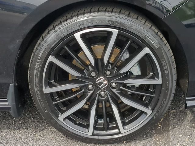 Used 2025 Honda Accord Touring image 10
