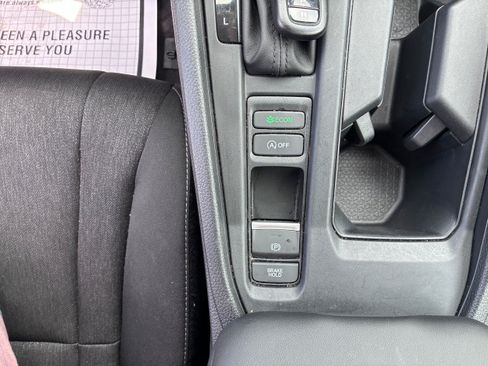 Used 2025 Honda Accord SE image 17