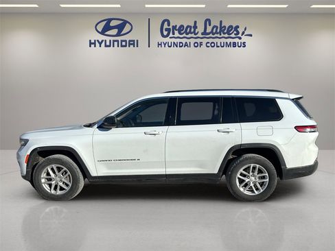 Used 2021 Jeep Grand Cherokee L Laredo w/ Luxury Tech Group I image 2