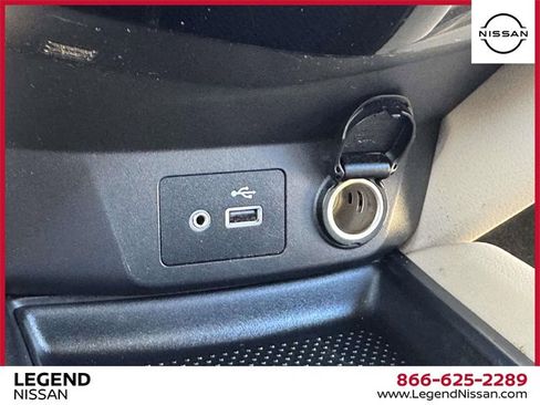 Used 2020 Nissan Rogue SV image 22