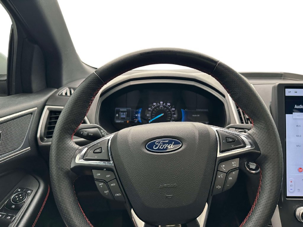Certified 2023 Ford Edge ST-Line AWD/4WD image 18