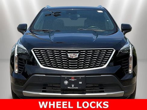 Used 2020 Cadillac XT4 Premium Luxury AWD/4WD image 2