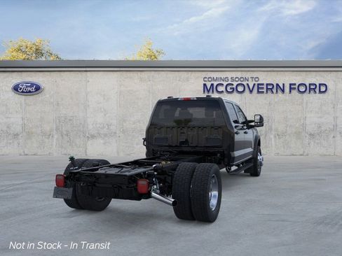 New 2026 Ford F550 4x4 Crew Cab image 8