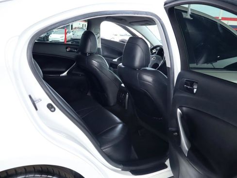 Used 2008 Lexus IS 250 RWD image 32