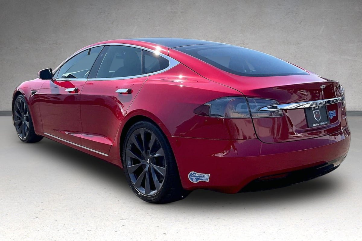 Used 2020 Tesla Model S Long Range AWD/4WD image 3