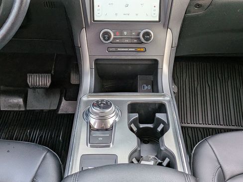 Certified 2022 Ford Edge SEL w/ Convenience Package image 23