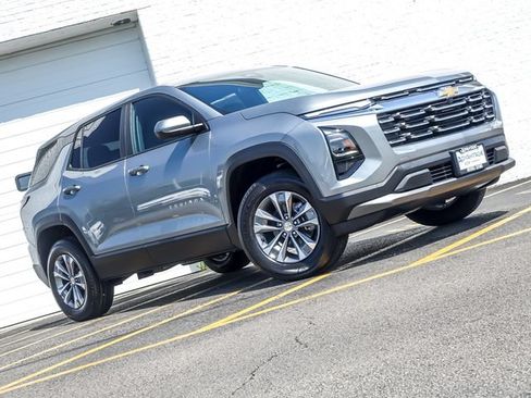 New 2026 Chevrolet Equinox LT FWD image 3