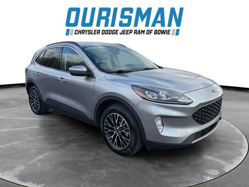 Used 2021 Ford Escape SEL w/ Class II Trailer Tow Package image 1